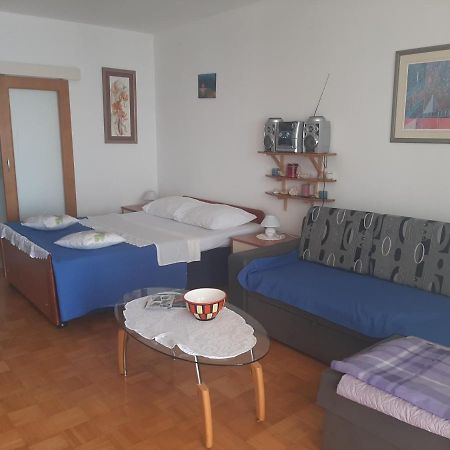 Apartman Ada Senj  Buitenkant foto
