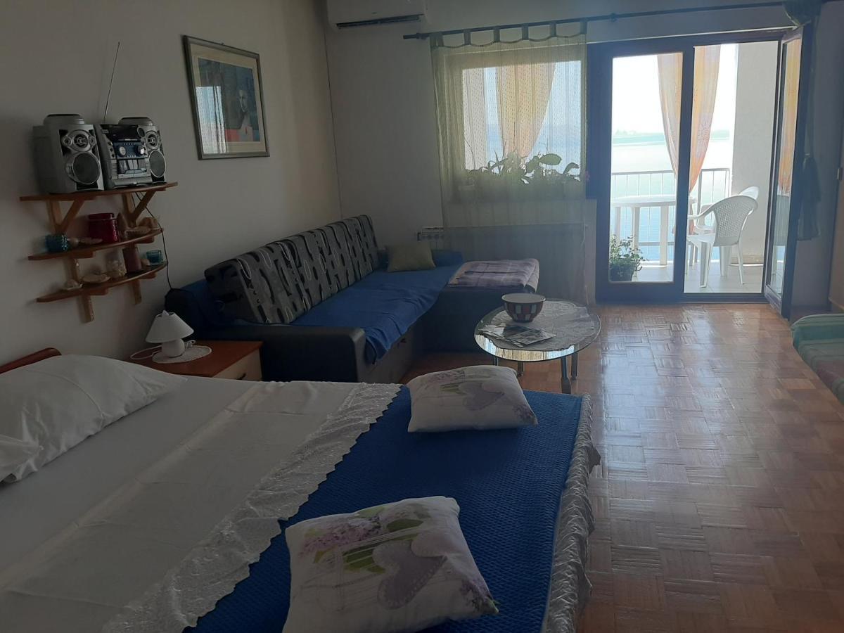 Apartman Ada Senj  Buitenkant foto